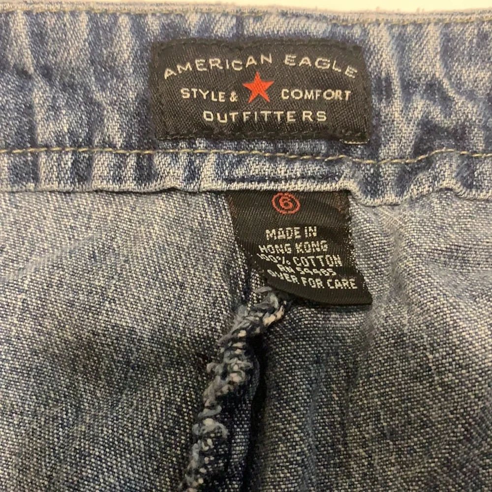 Vintage American Eagle denim shorts - Picture 2 of 4